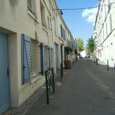 Calme Et Verdure Apartament